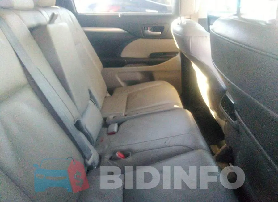 5TDKKRFH8GS136825 Photo# 8