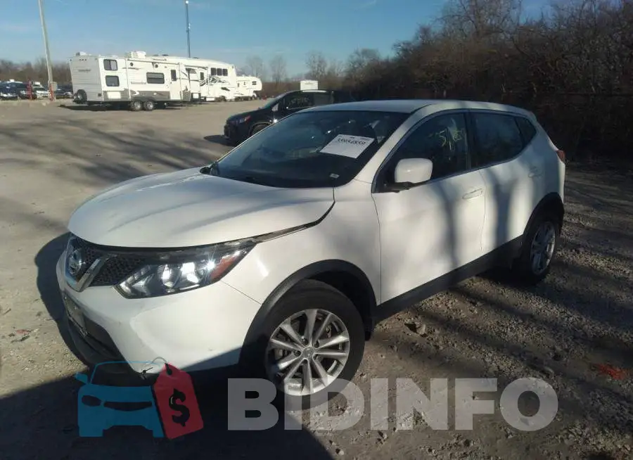 JN1BJ1CR7HW128236 Photo# 2