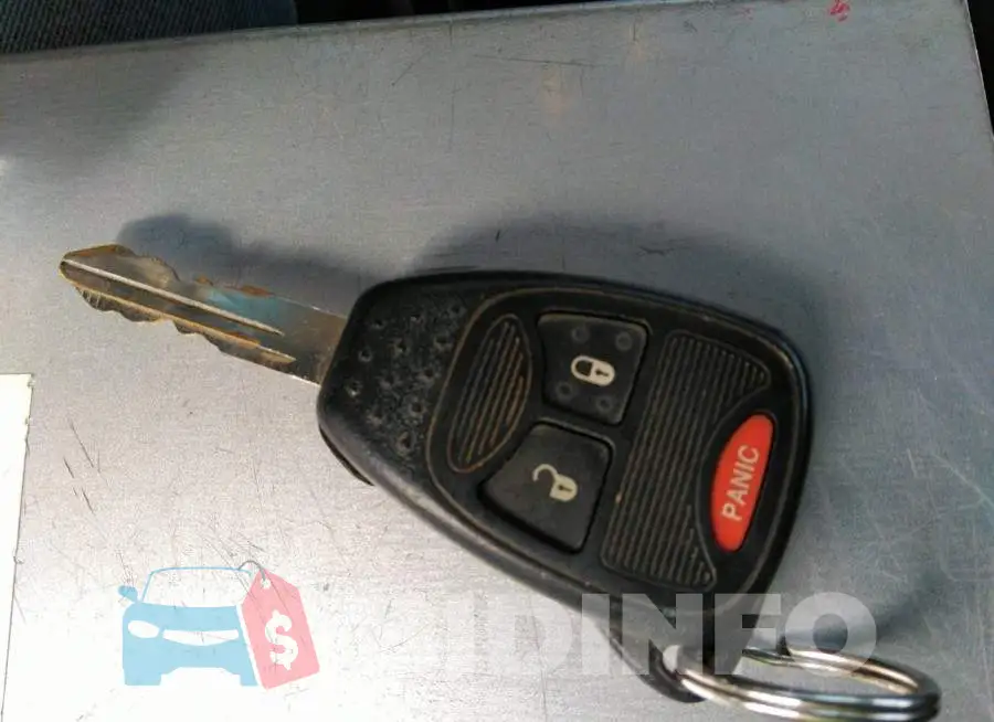 1C4NJPBBXFD358735 Photo# 11