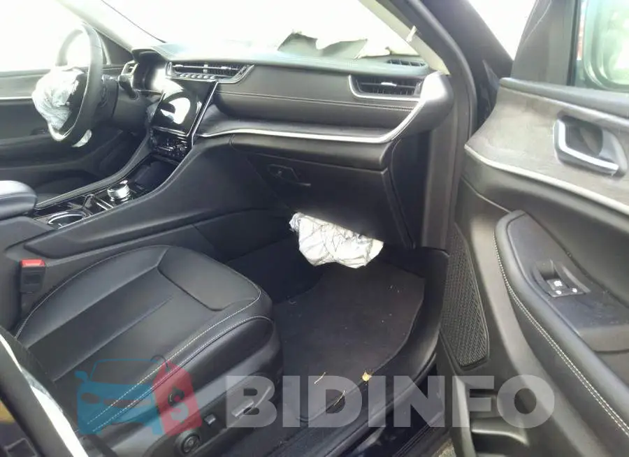 1C4RJGBG1PC525830 Photo# 5