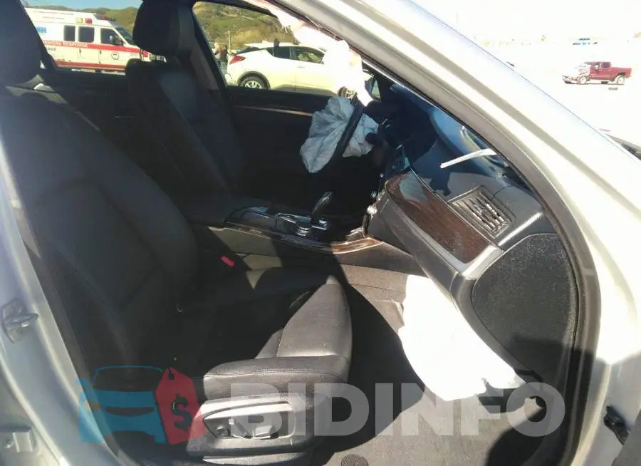WBA5A5C53FD517217 Photo# 5