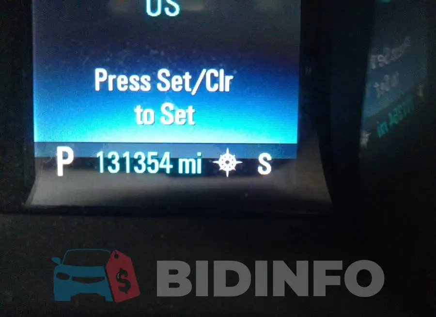 1G11E5SL7EF219528 Photo# 7