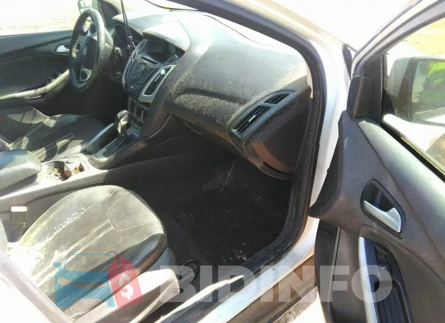 1FADP3F27DL111663 Photo# 5