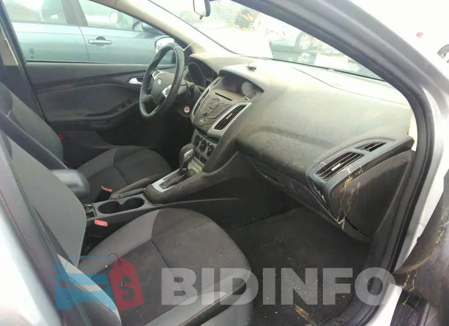 1FADP3K22EL167095 Photo# 5