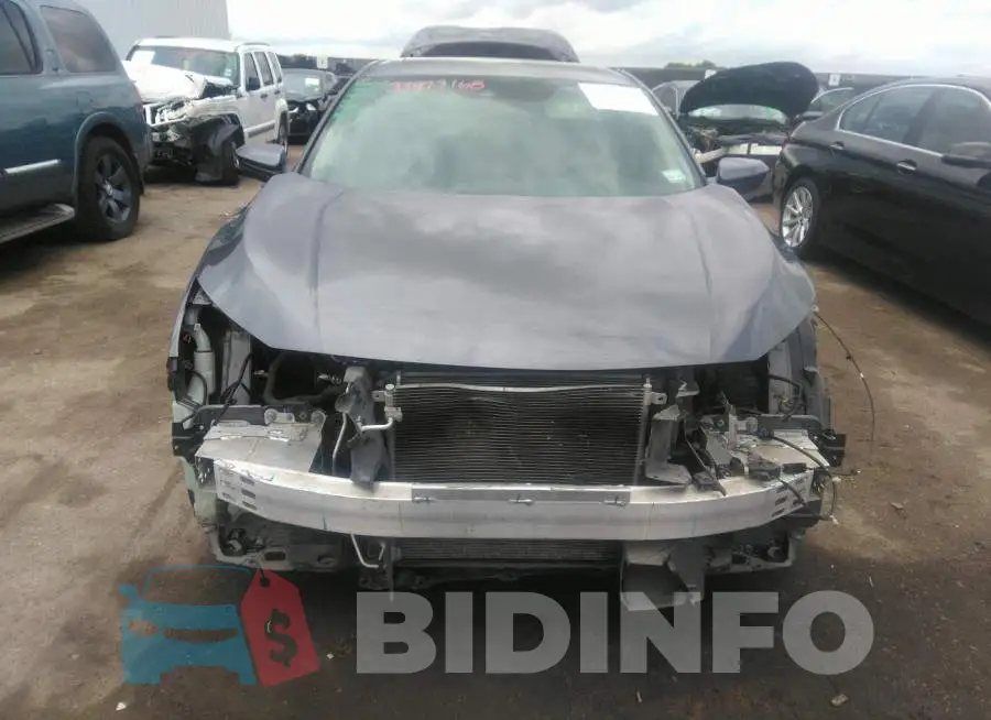 19XFC2F86HE044193 Photo# 6