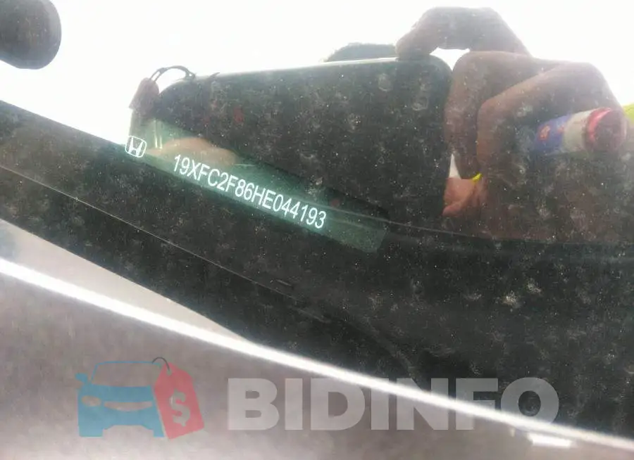 19XFC2F86HE044193 Photo# 9