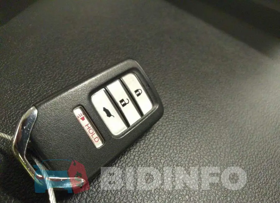 2HKRM3H70FH559008 Photo# 11