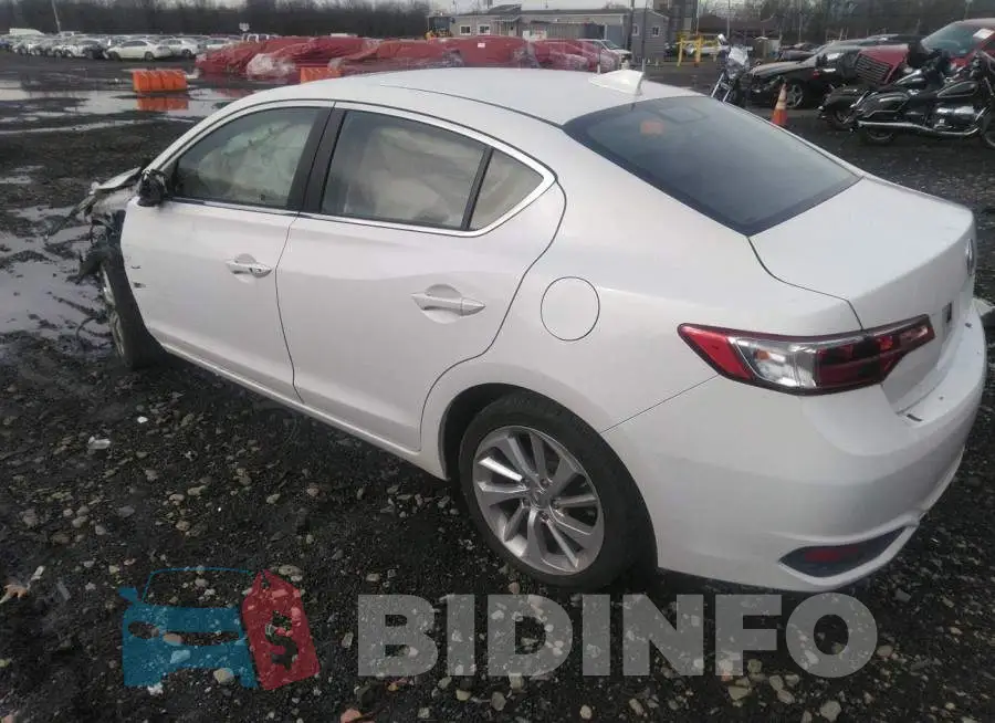 19UDE2F70JA001021 Photo# 3