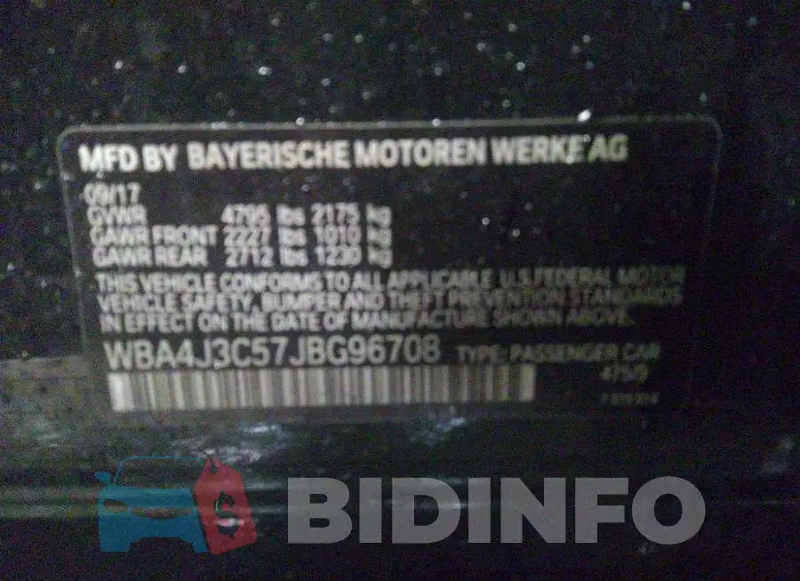 WBA4J3C57JBG96708 Photo# 9