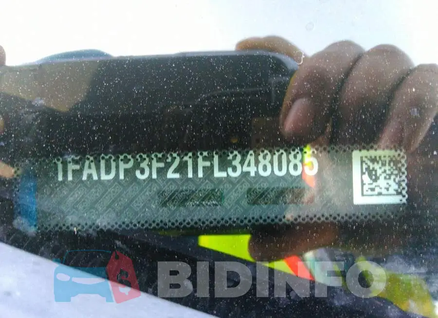 1FADP3F21FL348085 Photo# 9