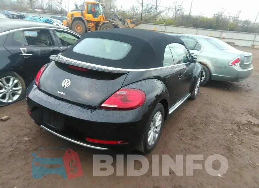 3VW5DAAT4JM515507 Photo# 4
