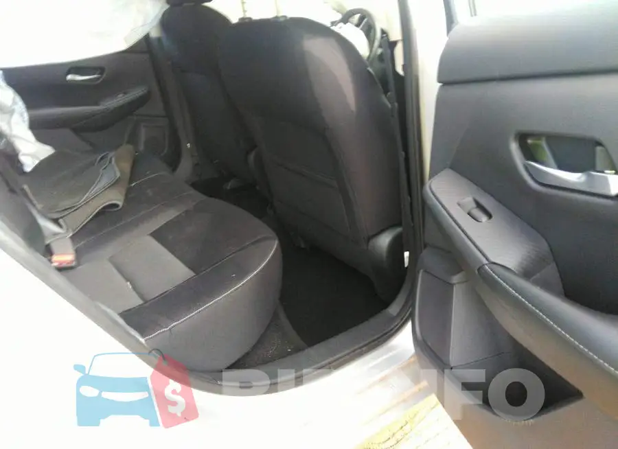 3N1AB8CV3LY293846 Photo# 8
