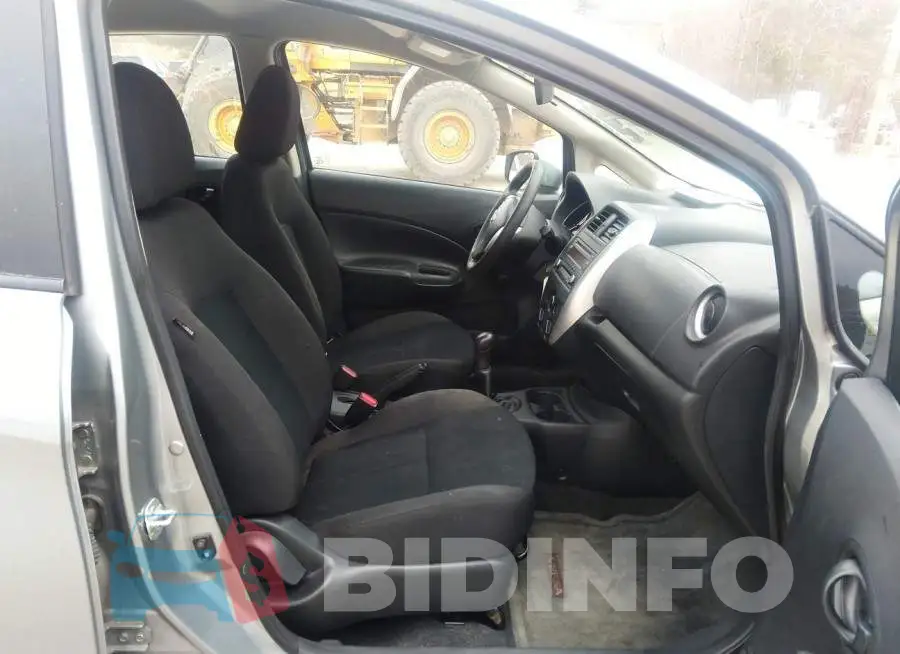 3N1CE2CP4FL400421 Photo# 5
