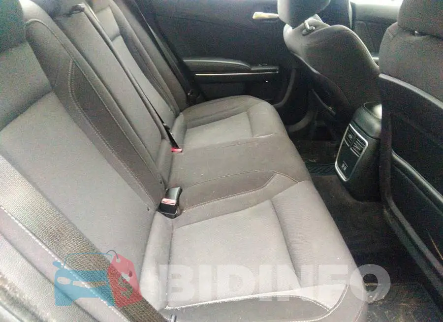 2C3CDXJG5GH293720 Photo# 8