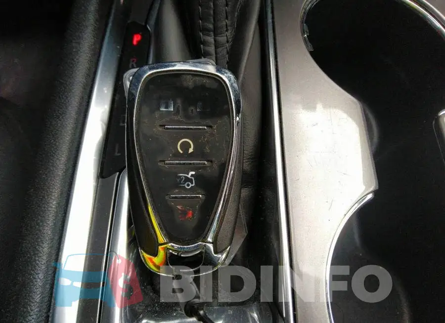 1G1ZD5ST8LF035959 Photo# 11