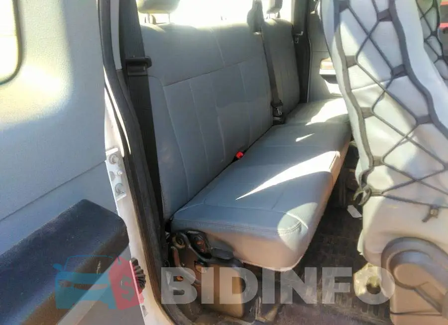 1FT7X2B6XFED43188 Photo# 8