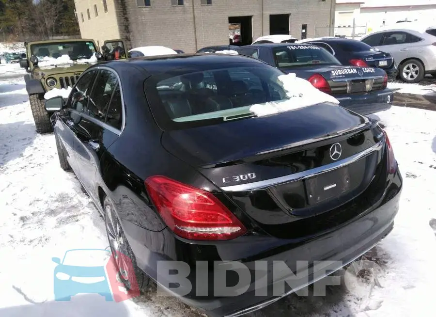 55SWF4KB1GU160638 Photo# 3