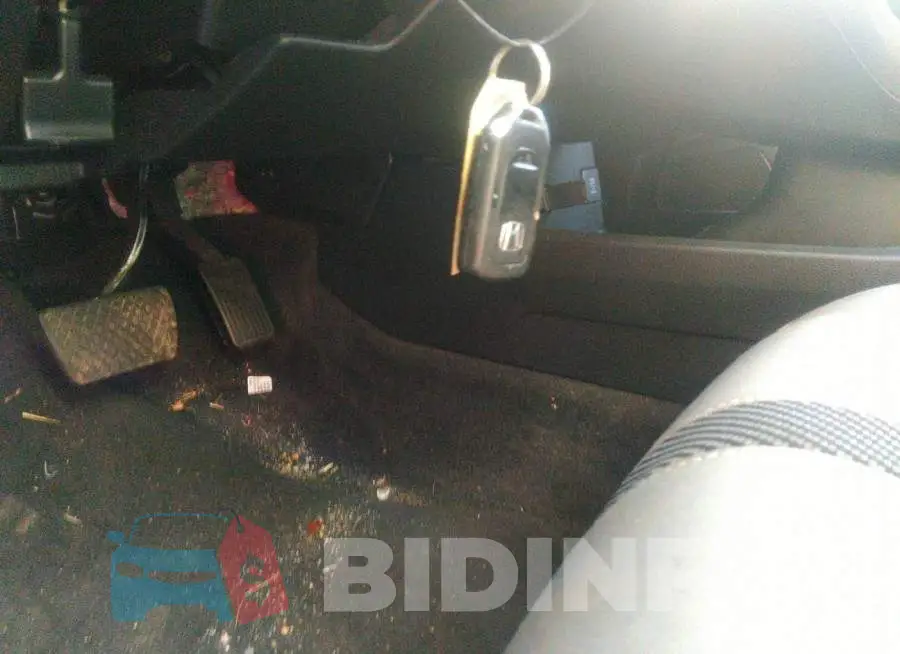 19XFC2F74GE228652 Photo# 11