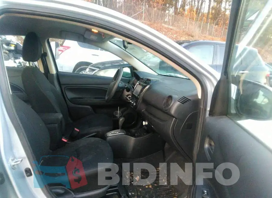 ML32F3FJ8JHF15085 Photo# 5