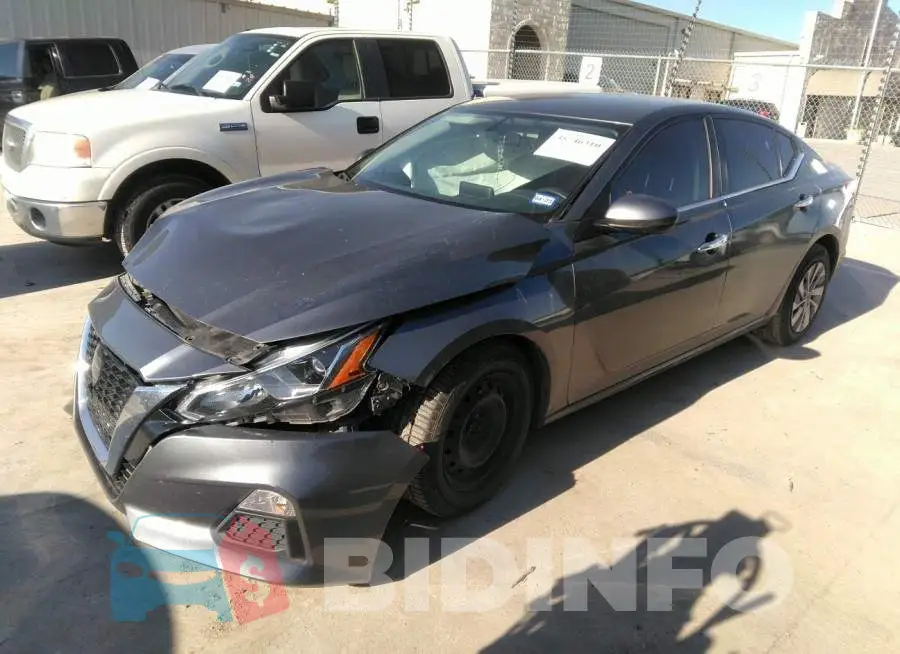1N4BL4BVXLC208993 Photo# 2