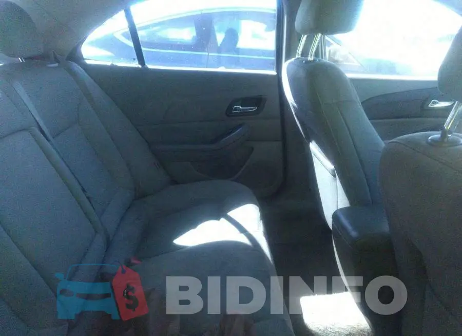 1G11B5SL4FF329852 Photo# 8