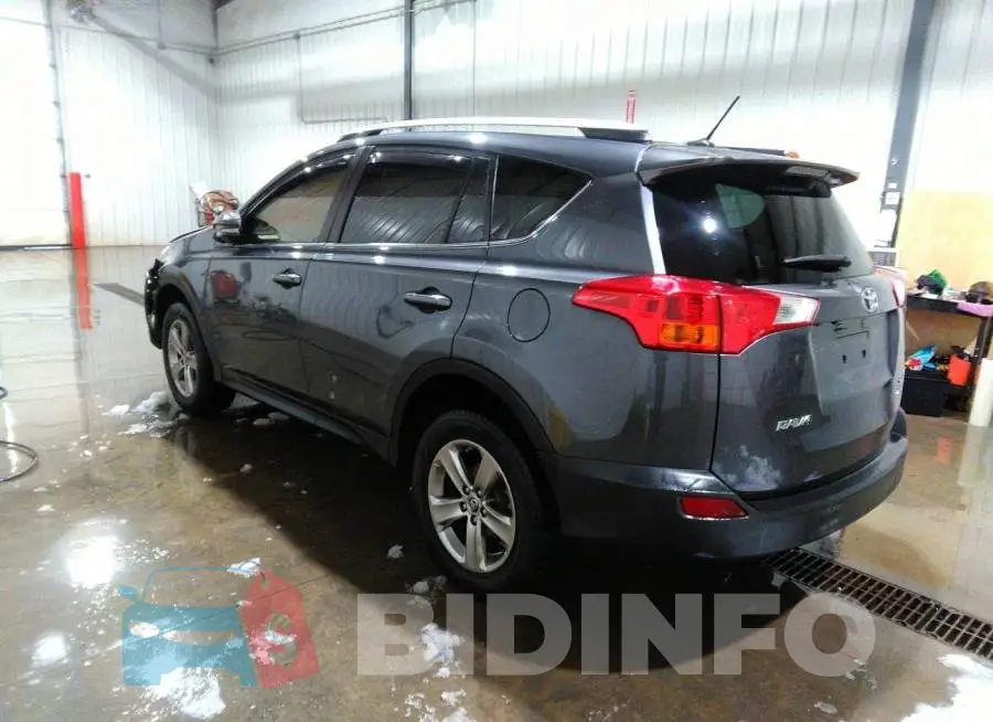 JTMRFREV1FD132717 Photo# 3