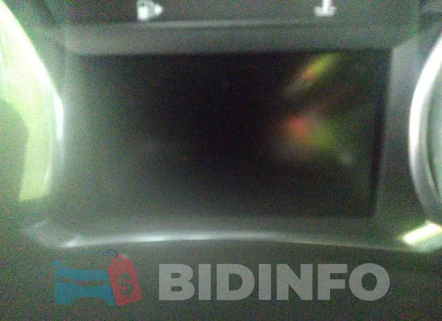 1G1ZE5ST1HF162704 Photo# 7