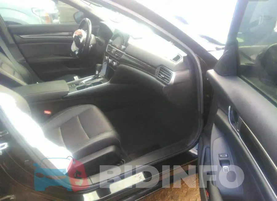 1HGCV1F34MA078191 Photo# 5