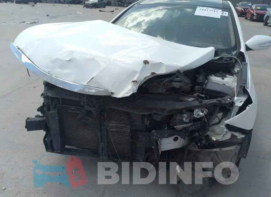 5NPEC4AC2EH892016 Photo# 6