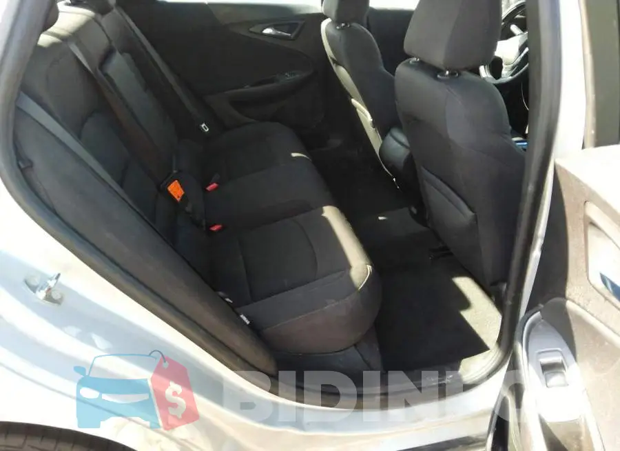 1G1ZB5ST3HF278933 Photo# 8