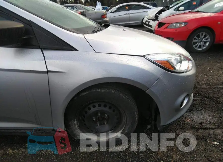 1FADP3E25DL124607 Photo# 6