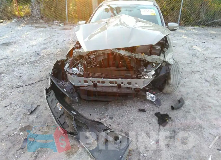 1FADP3F20GL261571 Photo# 6