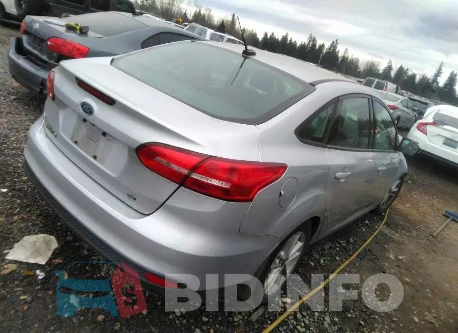 1FADP3F22FL306928 Photo# 4