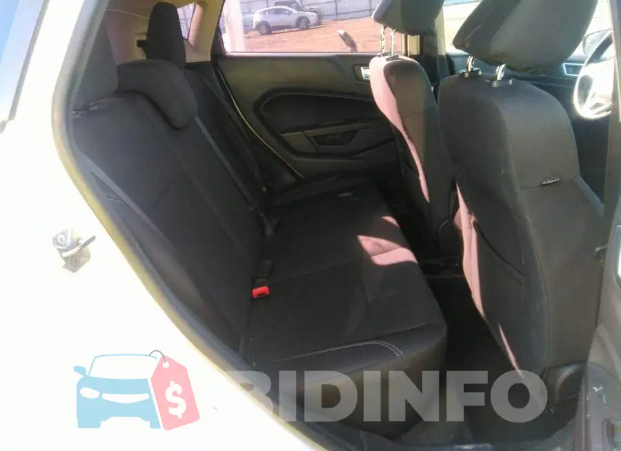3FADP4EJ3FM107982 Photo# 8