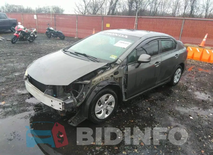 19XFB2F56DE018342 Photo# 2