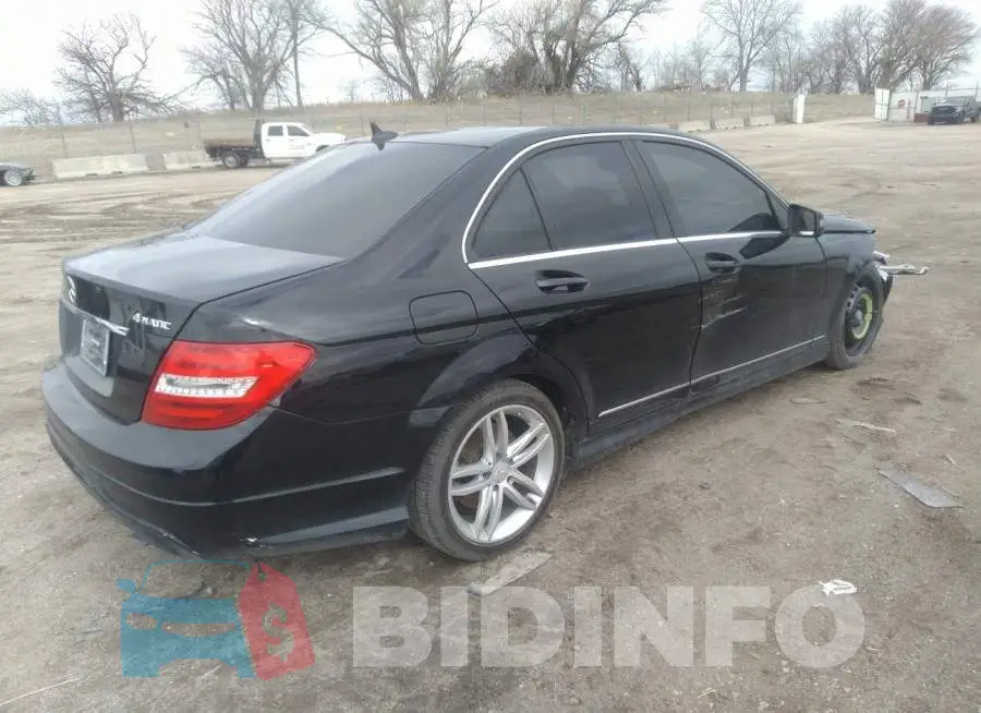 WDDGF8AB0DR260093 Photo# 4