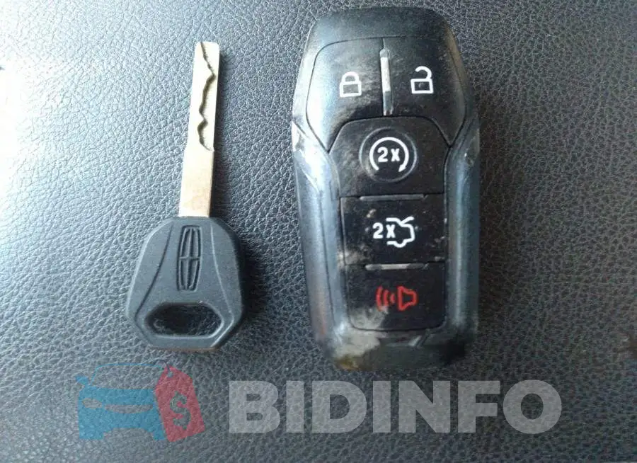 3LN6L2J90DR827539 Photo# 11