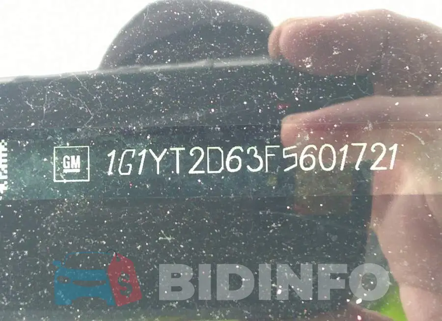 1G1YT2D63F5601721 Photo# 9