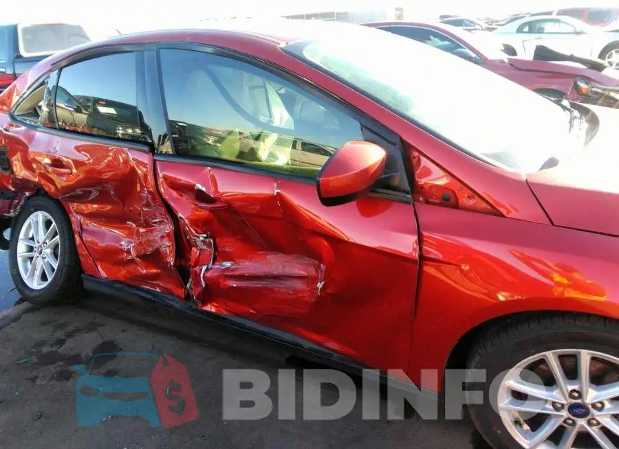 1FADP3F28JL241236 Photo# 6