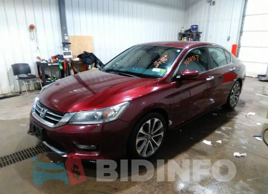 1HGCR2F54EA140119 Photo# 2