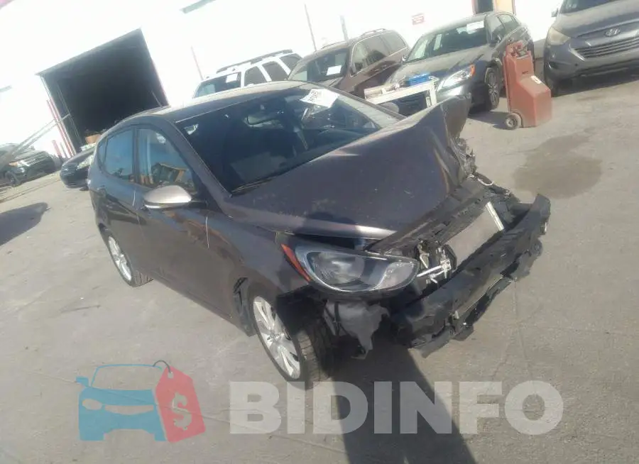 KMHCU5AE8DU072633 Photo# 1