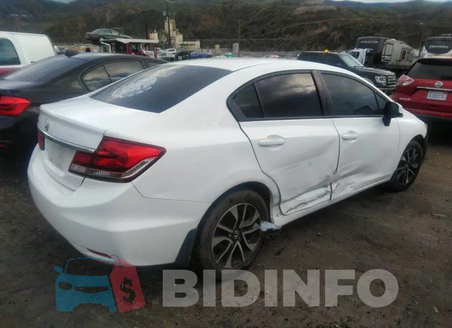 19XFB2F84DE221918 Photo# 4