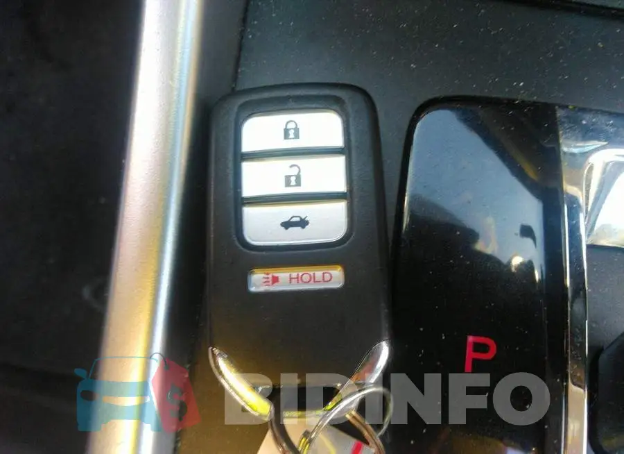 1HGCR2F75EA225973 Photo# 11