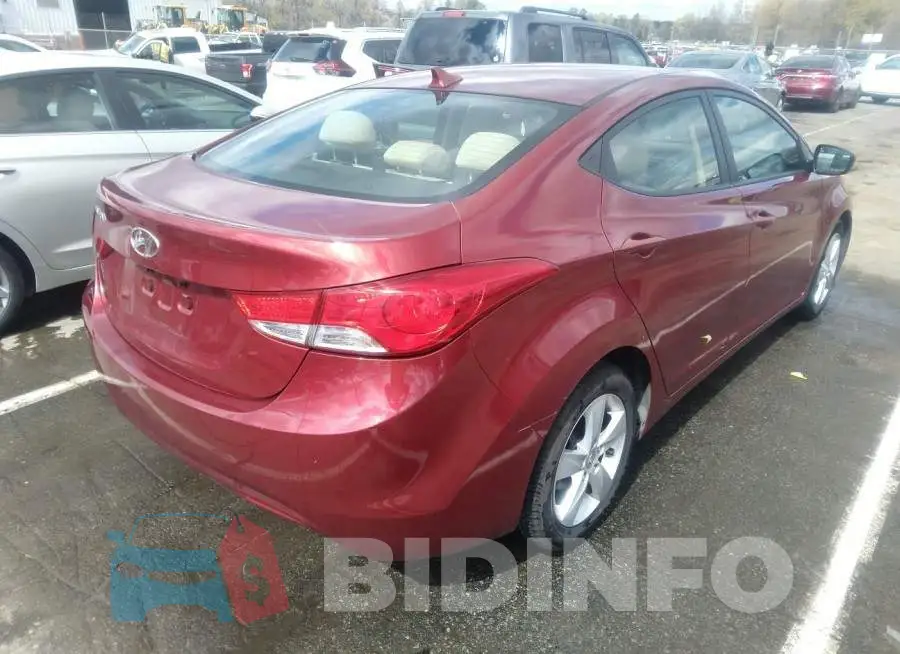 5NPDH4AE5DH240746 Photo# 4