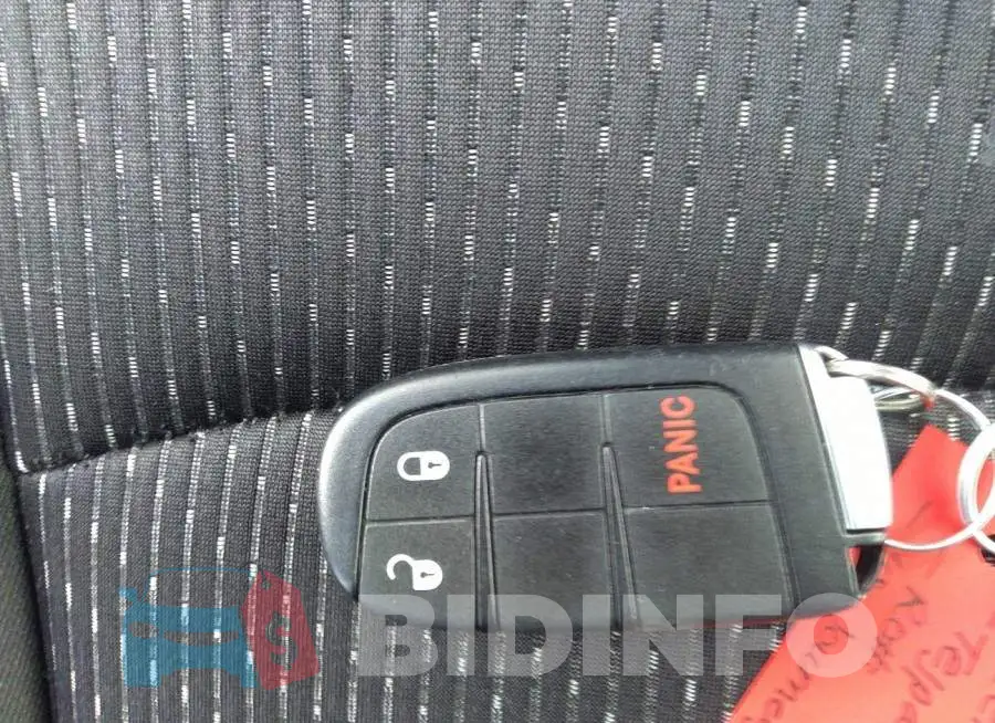 3C4PDCABXJT274685 Photo# 11