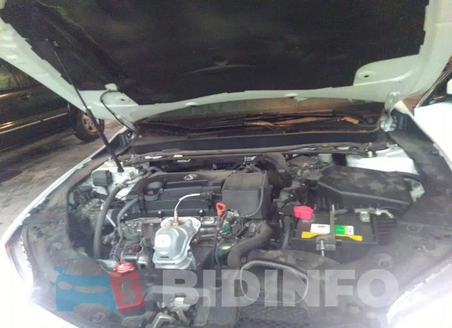 19UUB1F32FA017454 Photo# 10