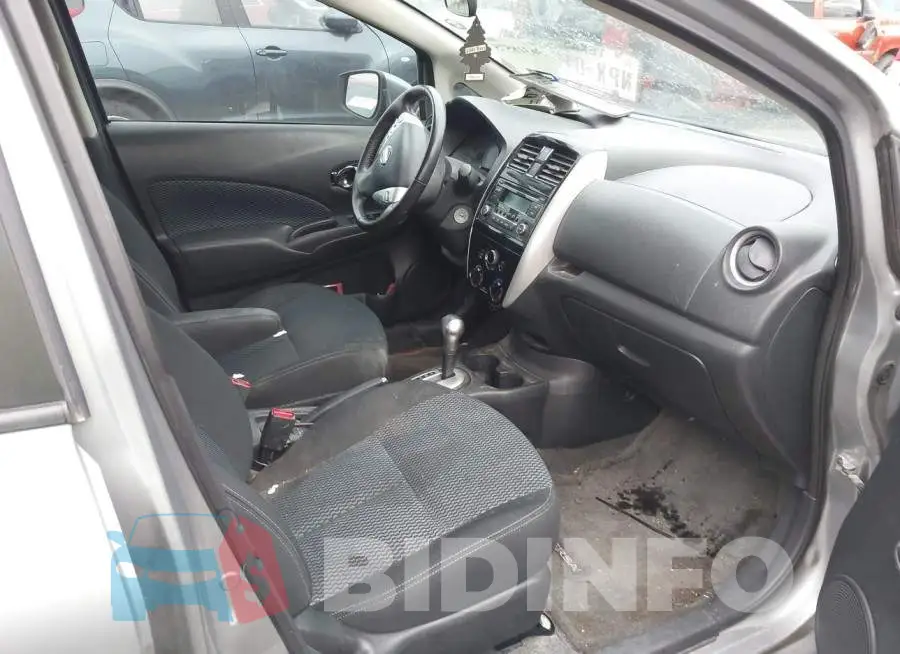 3N1CE2CP6FL401103 Photo# 5