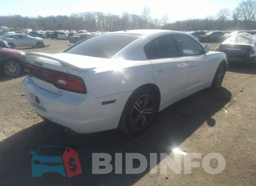 2C3CDXJG8EH125048 Photo# 4