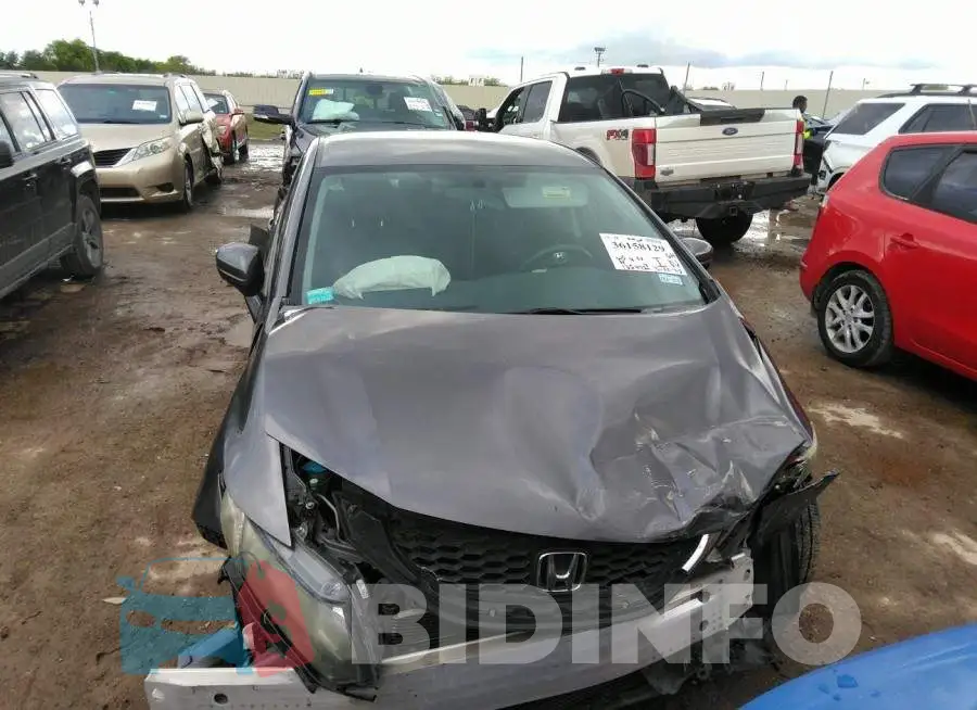 19XFB2F52FE072143 Photo# 6
