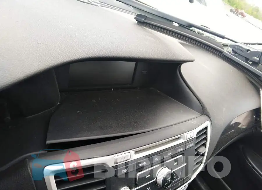 1HGCR2F55EA157463 Photo# 7